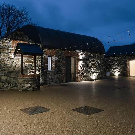 The Byre At Corrstown Village Portrush Extérieur photo
